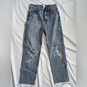 ZARA “Mom Fit” Jeans. Blue/gray. Size (2) high rise